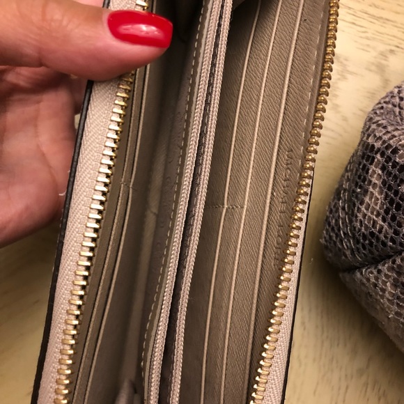 Michael Kors Snakeskin Handbag And Wallet - Picture 3 of 6